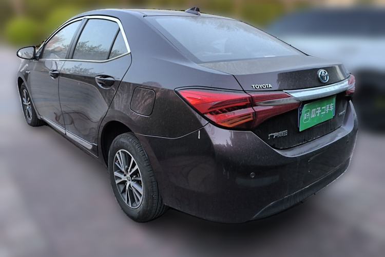 Used Toyota Levin 2016 Dual-Engine 1.8H GS E-CVT Elite Model with Sunroof
