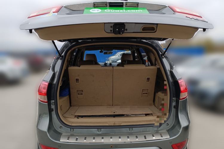 Used JMC Yusheng S350 2012 2.4T Two-Wheel Drive Luxury 7-Seater
