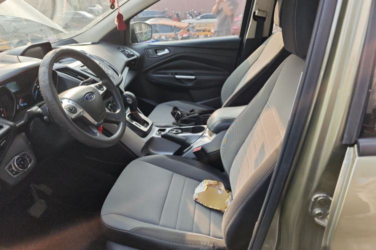 Used Ford Kuga 2013 1.6L GTDi Two-Wheel-Drive Comfort Model