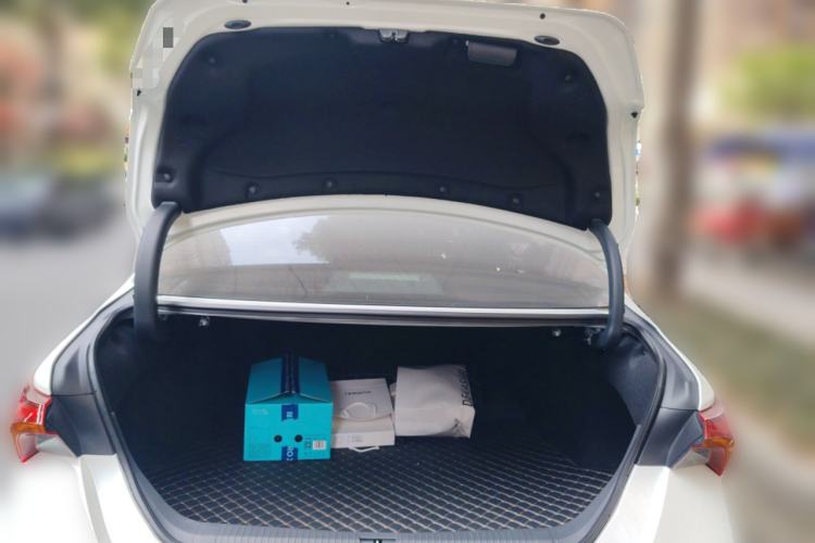 Used Toyota Avalon 2024 Dual-Motor 2.0L Luxury Edition
