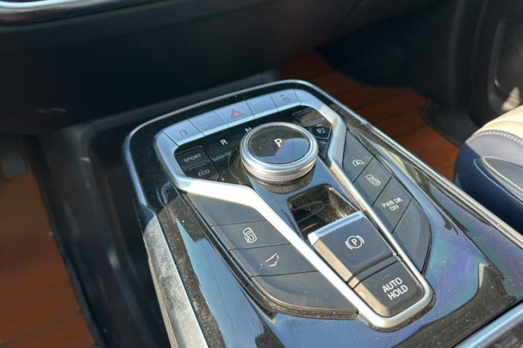 Used SAIC MAXUS G20 2021 PLUS 2.0T Gasoline Automatic Luxury Edition