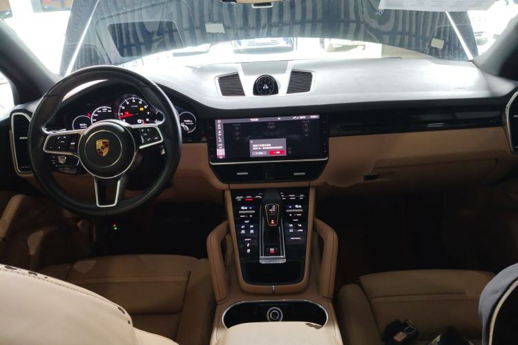 Used Porsche Cayenne 2019 Cayenne 3.0T Center Console