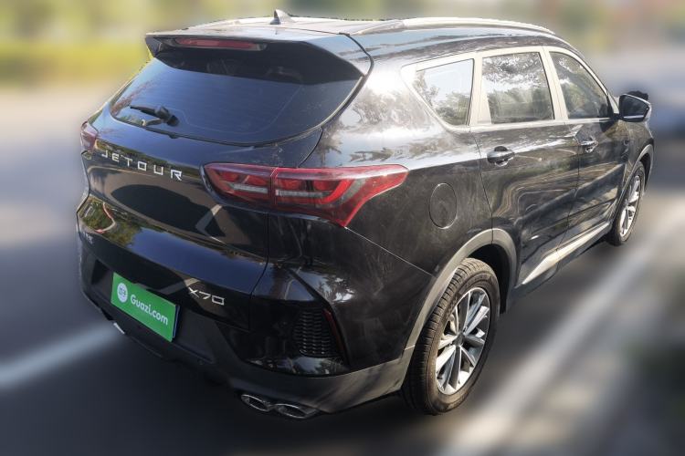 Used JETOUR X70 PRO 2024 1.5T DCT Peanut Edition 5 Seats
