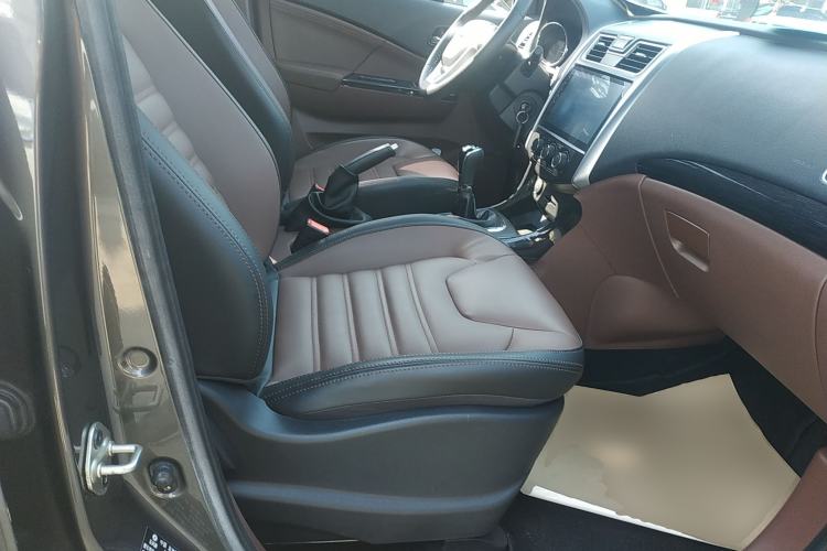 Used FORTHING SX6 2016 1.6L Manual Elite Model
