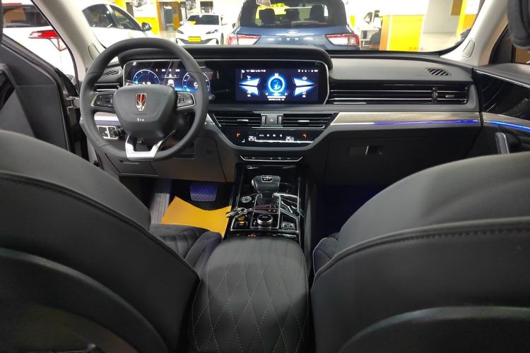 Used Hongqi HS5 2022 Revised Version 2.0T Smart Connect Flagship Edition
