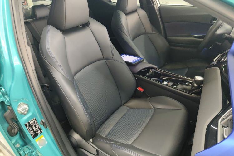 Used Toyota C-HR 2020 2.0L Luxury Edition
