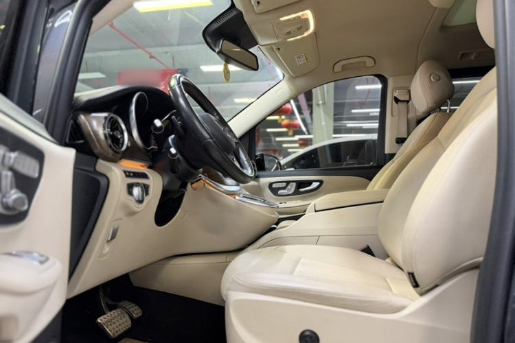 Used Mercedes-Benz V-Class 2016 V 260 Avantgarde Edition