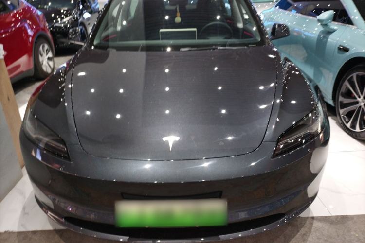 Used Tesla Model 3 2025 Rear-Wheel-Drive Version
