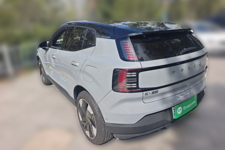 Used Volvo EX30 2025 Rear-Drive Long-Range Version Ultra
