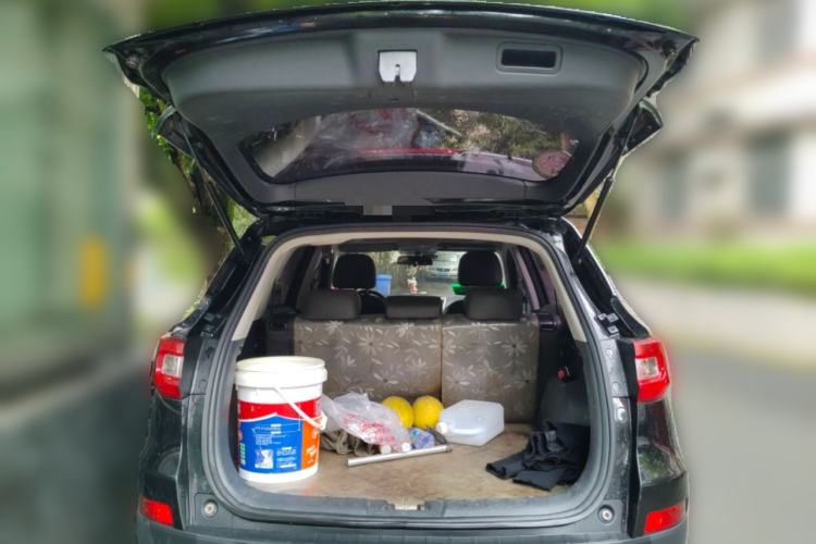 Used CHANGAN CS75 2017 Shangkui Edition 1.5T Automatic Fengxiang Model Trunk