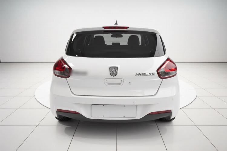 Used Baojun 310 2016 1.2L manual Comfort trim level Rear