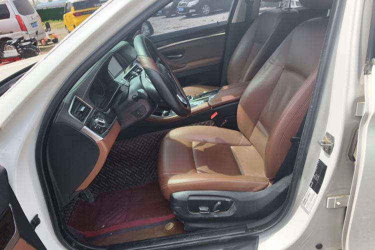 Used BMW 5 Series 2014 525Li Leading Model
