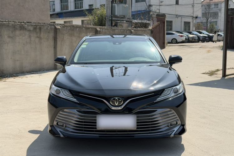 Used Toyota Camry 2018 2.5G Luxury Edition
