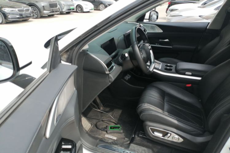 Used XPeng G9 2024 570 Max Driver Seat