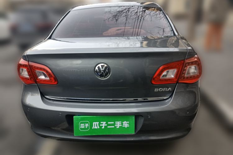 Used Volkswagen Bora 2011 1.6L Manual Fashion Edition
