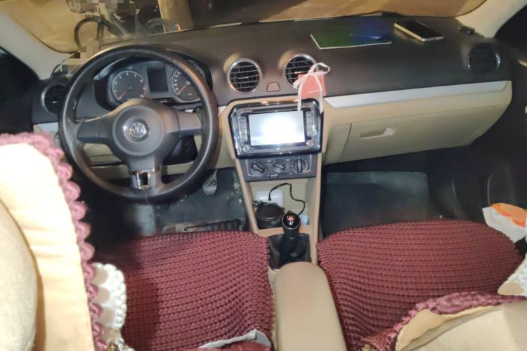 Used Volkswagen Jetta 2013 1.6L Manual Comfort Model
