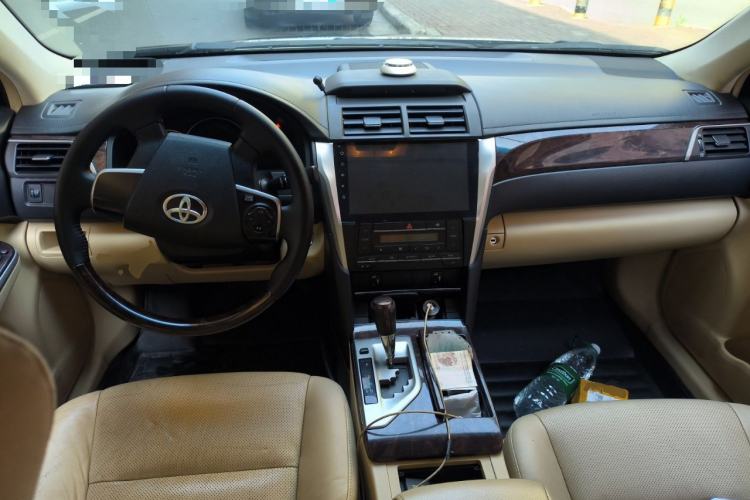 Used Toyota Camry 2015 2.0G Premier Edition
