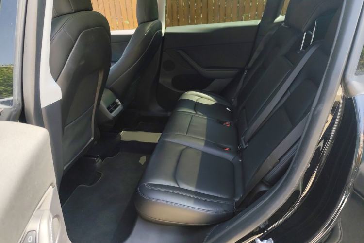 Used Tesla Model Y 2021 Standard Range Rear-Wheel Drive Version
