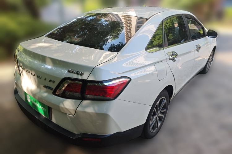 Used Venucia D60 2018 1.6L CVT Smart Connect Elite Edition