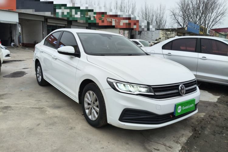 Used Volkswagen Bora 2020 1.5L Manual Fashion Edition
