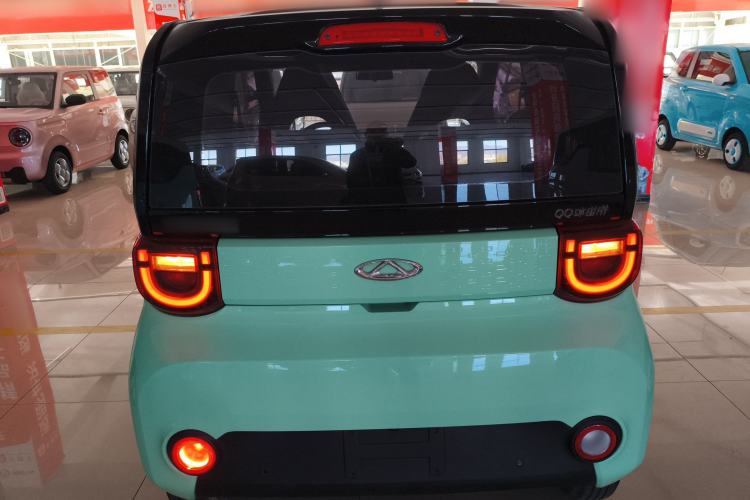Used Chery QQ Ice Cream 2022 170km Sundae Phosphate Lithium-Ion