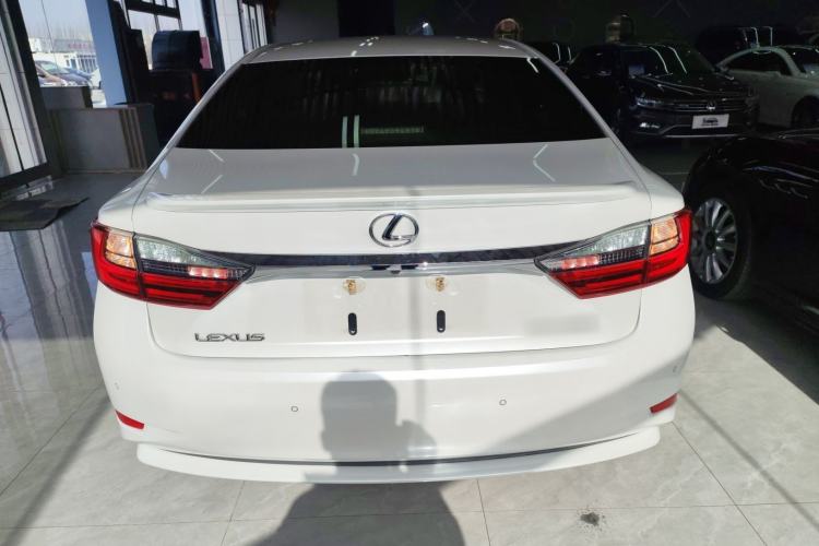 Used Lexus ES 2015 200 Elite Edition
