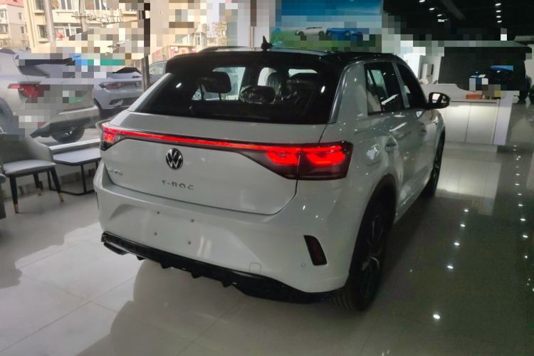 Used Volkswagen T-ROC 2025 Facelift Model 2 300TSI DSG Two-Wheel Drive Xingguang Edition