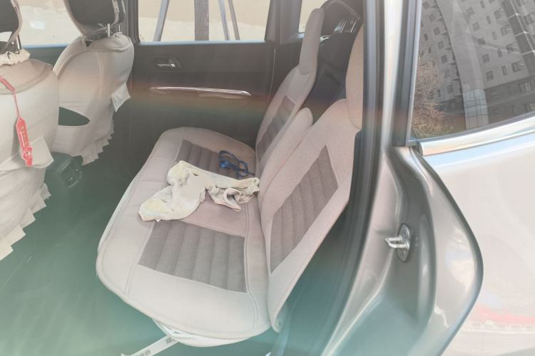 Used Peugeot 3008 2015 2.0L Automatic Classic Edition Left Rear Seat