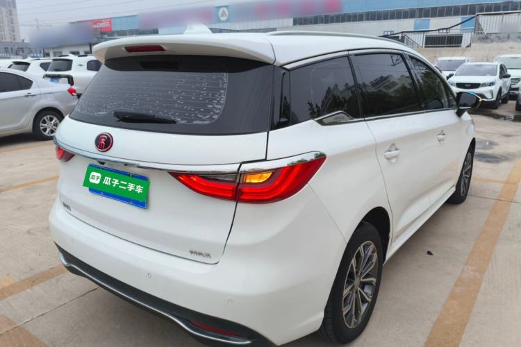 Used BYD Song MAX 2019 1.5T Automatic Smart Connect Ruiyi Sunroof Model 7 Seats China VI Standard
