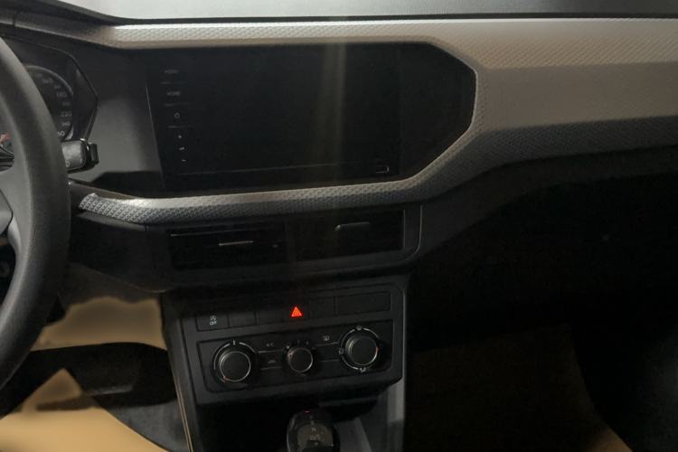 Used Volkswagen Tacqua 2020 1.5L Automatic Shang Audio And AC Panel