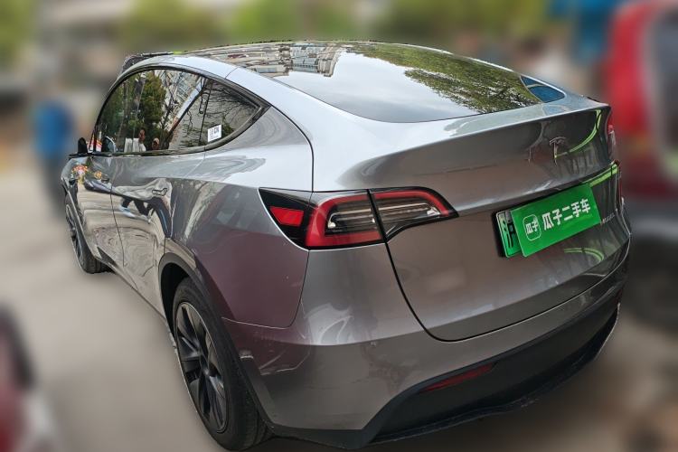 Used Tesla Model Y 2024 Rear-Wheel-Drive Version Rear Left 45 Deg