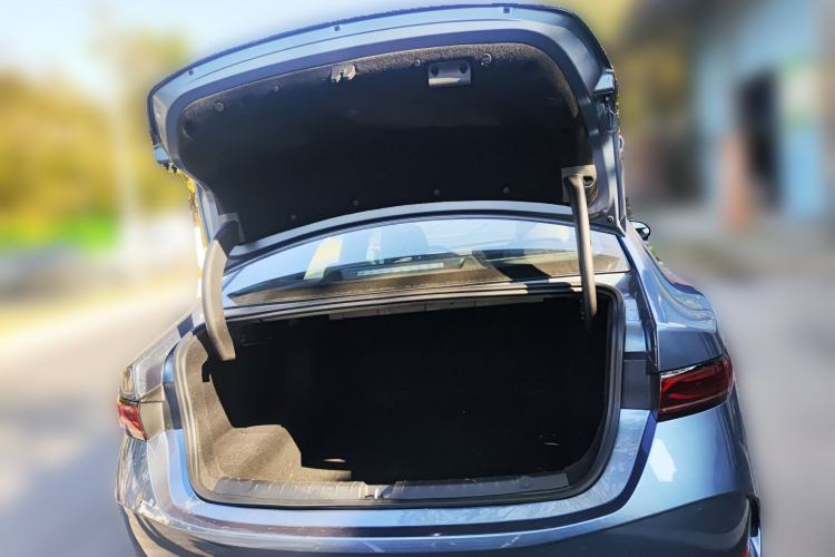 Used BYD Qin PLUS 2025 DM-i Smart Drive 55KM Leading Model