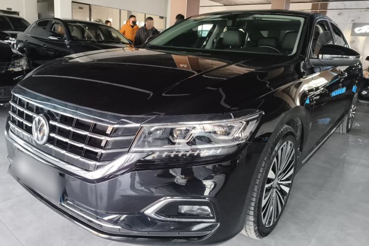 Used Volkswagen Passat 2019 330TSI Luxury Edition China VI Standard