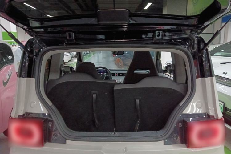 Used Wuling Hongguang MINIEV 2022 Macaron Premium Model – Lithium Iron Phosphate Trunk