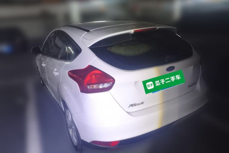 Used Ford Focus 2015 Hatchback 1.6L Automatic Comfort Model Rear Left 45 Deg