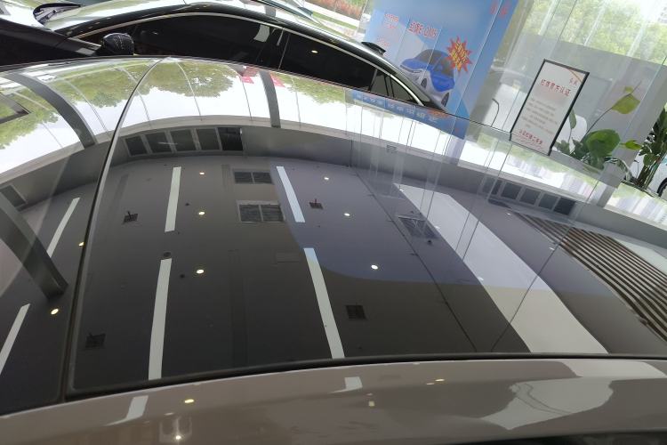 Used Hongqi EH7 2024 760 Pro+ Four-Wheel Drive Version Roof