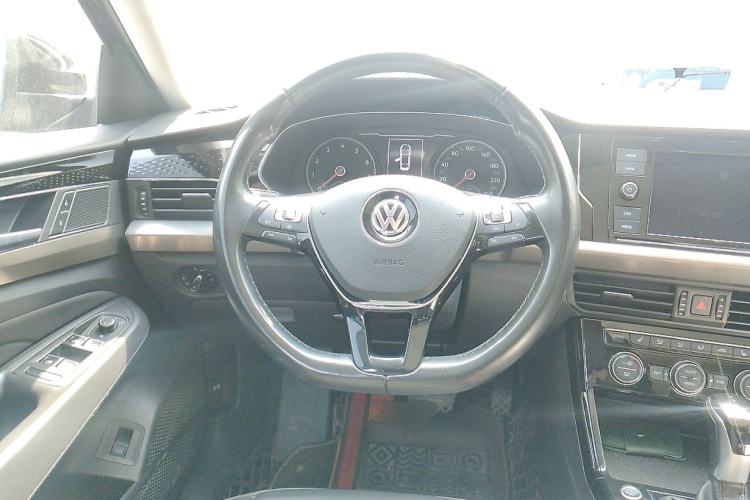 Used Volkswagen Passat 2019 330TSI Elite Edition China VI
