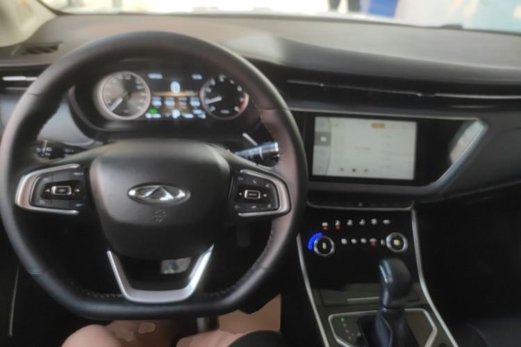 Used Chery Arrizo GX 2019 Pro 1.5T CVT Model Color Version China VI Standard Center Console