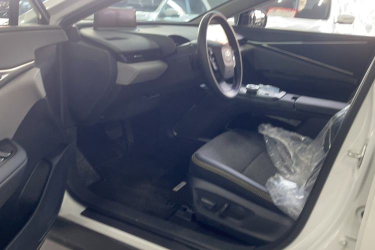 Used Toyota bZ5 2025 Model 550 JOY