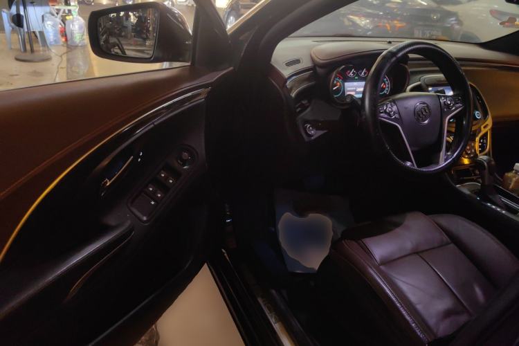 Used Buick LaCrosse 2014 2.0T SIDI Elite Tech Version Driver Seat