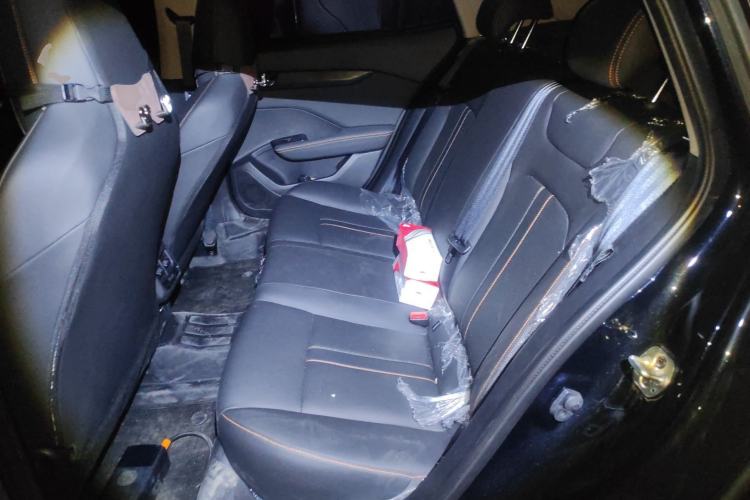 Used Dongfeng Aeolus Yixuan 2025 1.5L Automatic Luxury Version Left Rear Seat