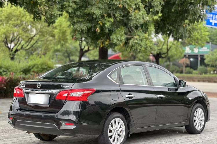 Used Nissan Sylphy 2022 Classic 1.6XE CVT Comfort Edition Exterior 5