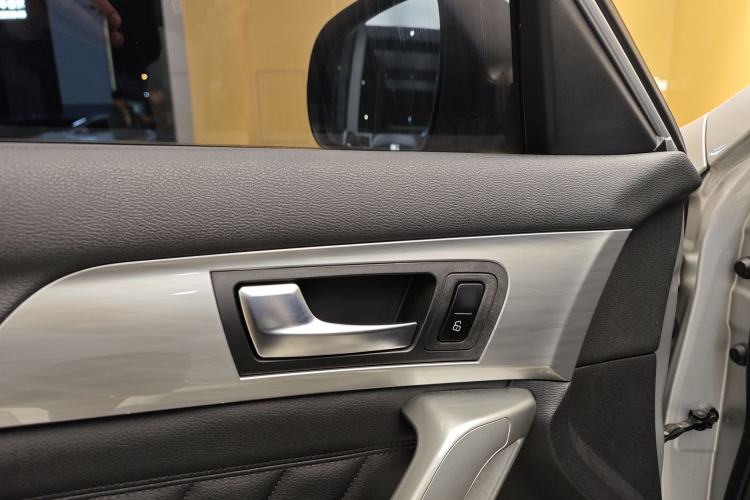 Used Haval H2 2016 Red-Label 1.5T Automatic Two-Wheel Drive Luxury Model
