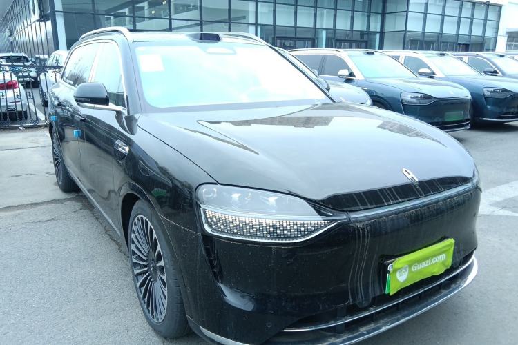 Used Hima AITO M9 2025 Extended-Range Ultra Version 52 kWh 6-Seater Front Right 45 Deg