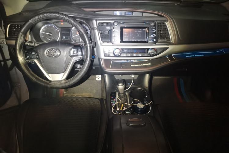 Used Toyota Highlander 2015 2.0T Four-Wheel Drive Luxury Edition 7-Seater