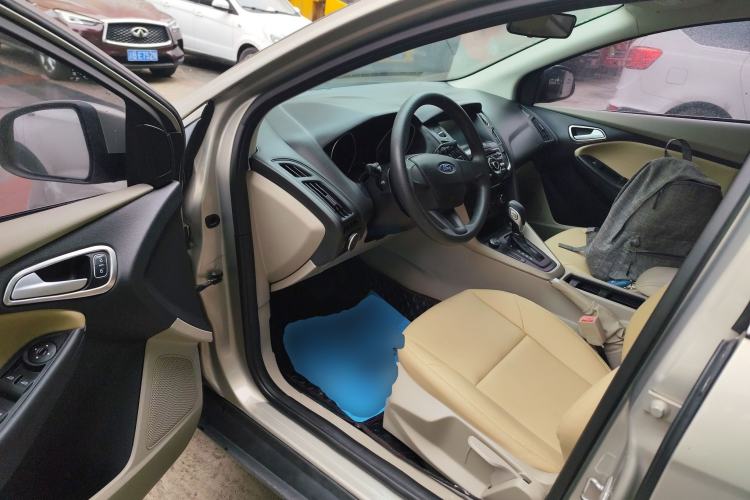 Used Ford Focus 2017 Sedan 1.6L Automatic Comfort Plus SmartDrive Edition