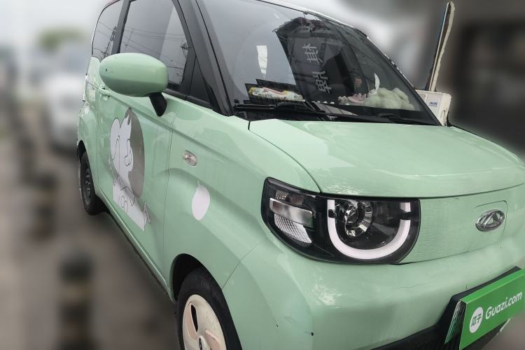 Used Chery QQ Ice Cream 2022 170km Sundae Phosphate Lithium-Ion Front Right 45 Deg