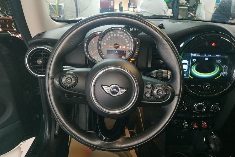 Used MINI 2016 1.2T ONE Pioneer Edition Steering Wheel