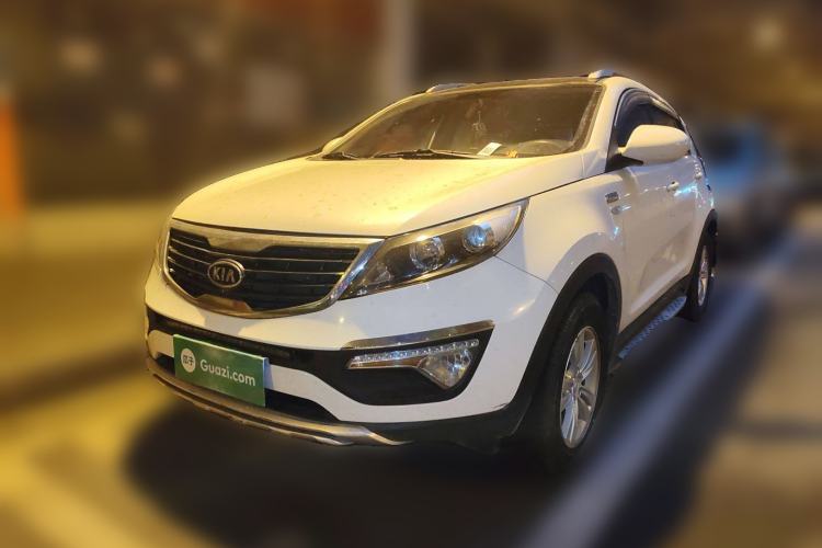 Used Kia Sportage R 2012 2.0L Manual Two-Wheel Drive GL Trim