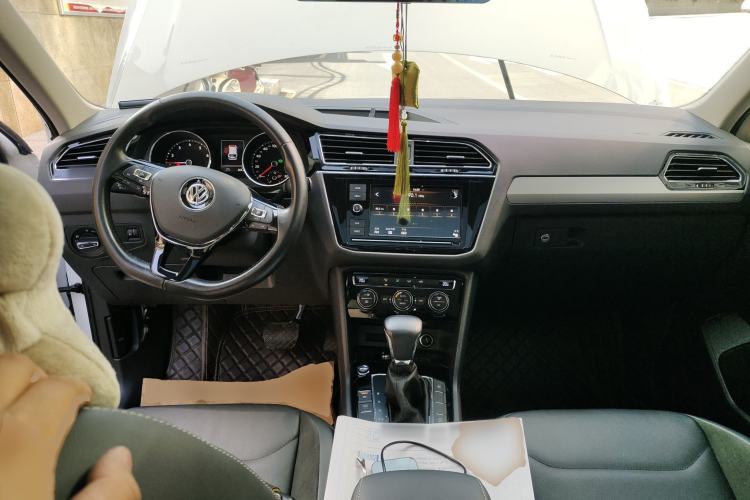 Used Volkswagen Tiguan L 2019 330TSI Automatic Two-Wheel Drive Panoramic Comfort Edition China VI Standard